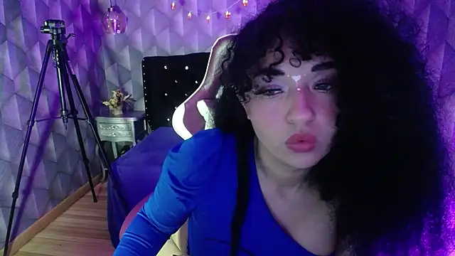 Sofiacowperx online show from February 2025 08:54:02 AM