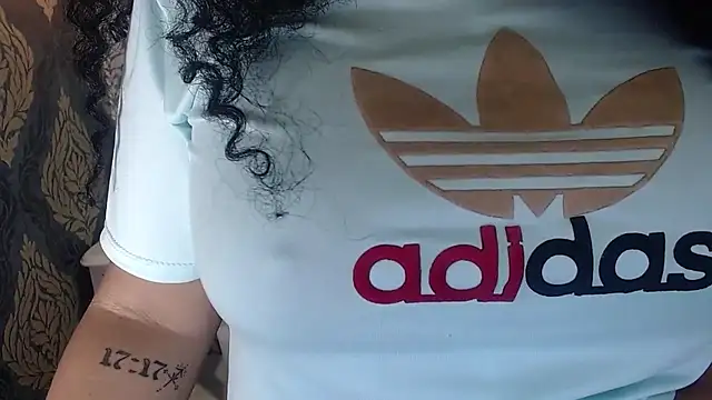 Sofiacowperx online show from October 2025 02:07:01 PM