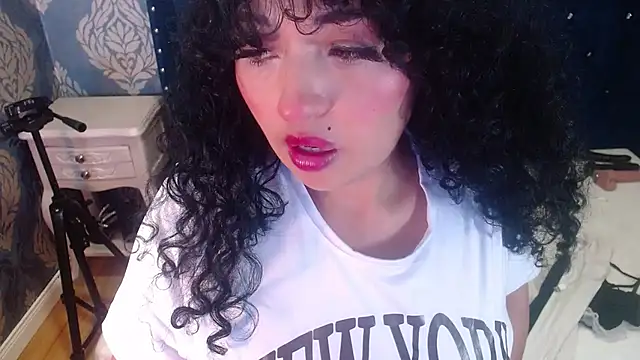 Sofiacowperx online show from July 2026 02:26:02 PM