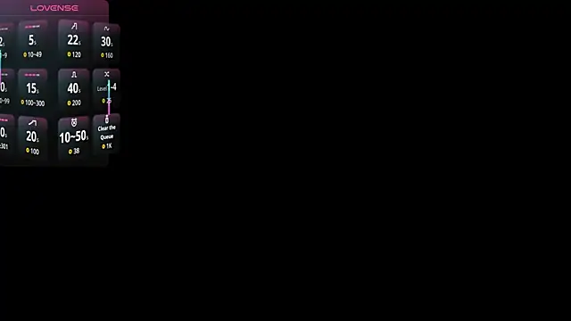 Clarisse28 online show from November 2025 07:17:01 PM