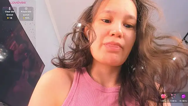 miss shine online show from February 2025 04:04:02 AM