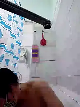 Snapshot of MikaKors chatting on January 2025 05:29:01 PM MikaKors online show from January 2025 05:29:01 PM