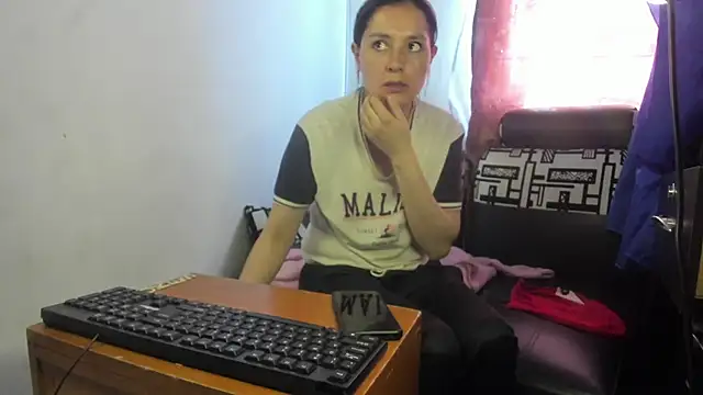 Snapshot of Nathaly_love96 chatting on May 2026 06:59:01 PM Nathaly love96 online show from May 2026 06:59:01 PM
