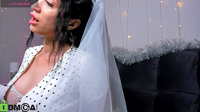 Margaret Clark  online show from January 2025 01:42:02 PM