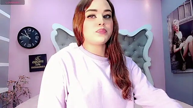 Snapshot of Sophia-Isabella chatting on January 2025 11:03:02 PM Sophia-Isabella online show from January 2025 11:03:02 PM