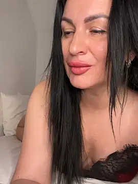 Helena7077 online show from May 2026 12:08:02 AM
