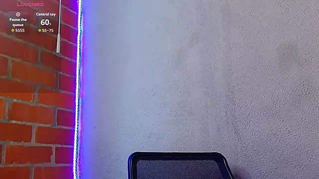 Leandro valenzuela online show from February 2026 01:51:01 PM