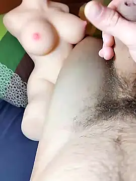 Snapshot of Crazzy_Maiky chatting on December 2024 07:05:02 PM Crazzy Maiky online show from December 2024 07:05:02 PM