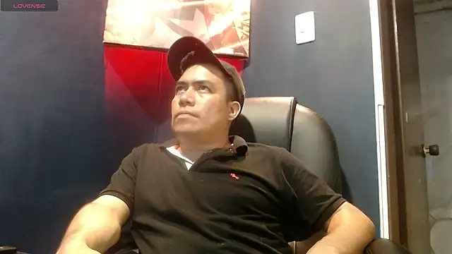 Snapshot of Jhonatan_Morales_S chatting on March 2025 01:01:01 AM Jhonatan Morales S online show from March 2025 01:01:01 AM