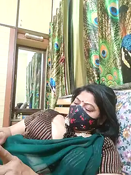 Snapshot of Ratna-777 chatting on January 2025 11:38:01 PM Ratna-777 online show from January 2025 11:38:01 PM