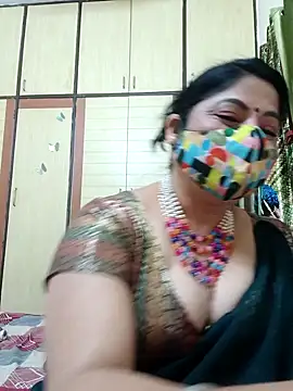 Snapshot of Ratna-777 chatting on January 2025 10:10:01 PM Ratna-777 online show from January 2025 10:10:01 PM