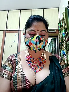 Snapshot of Ratna-777 chatting on February 2025 11:01:02 AM Ratna-777 online show from February 2025 11:01:02 AM
