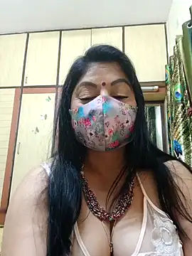 Snapshot of Ratna-777 chatting on February 2025 06:04:02 PM Ratna-777 online show from February 2025 06:04:02 PM