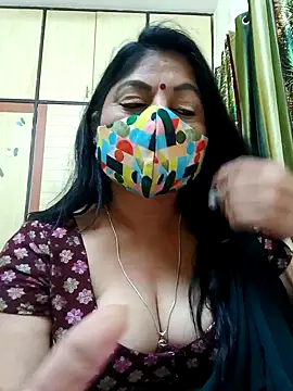 Snapshot of Ratna-777 chatting on February 2025 01:57:02 AM Ratna-777 online show from February 2025 01:57:02 AM