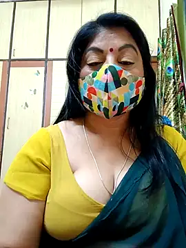 Snapshot of Ratna-777 chatting on February 2025 10:09:02 PM Ratna-777 online show from February 2025 10:09:02 PM