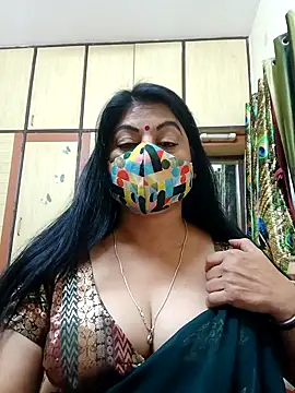 Snapshot of Ratna-777 chatting on March 2025 09:27:02 PM Ratna-777 online show from March 2025 09:27:02 PM