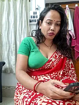 Snapshot of DREAM_GIRL-30 chatting on January 2025 11:33:01 AM DREAM GIRL-30 online show from January 2025 11:33:01 AM
