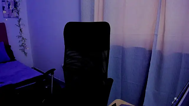 Snapshot of Charlee_pink chatting on September 2025 07:41:01 PM Charlee pink online show from September 2025 07:41:01 PM