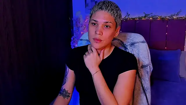 Snapshot of Charlee_pink chatting on October 2025 06:52:01 PM Charlee pink online show from October 2025 06:52:01 PM