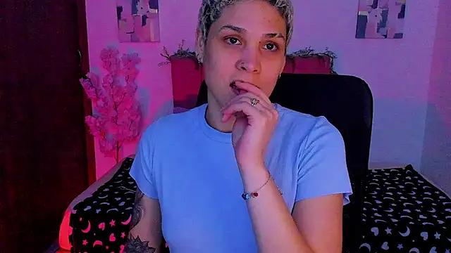 Snapshot of Charlee_pink chatting on October 2025 12:41:02 AM Charlee pink online show from October 2025 12:41:02 AM