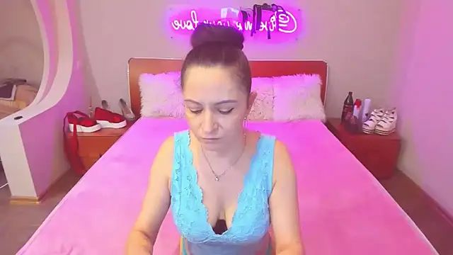 AngellLika online show from May 2026 10:01:01 AM