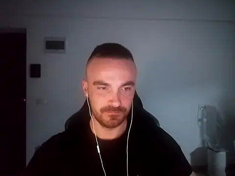 Snapshot of mu5clemania2 chatting on December 2024 07:37:02 PM mu5clemania2 online show from December 2024 07:37:02 PM