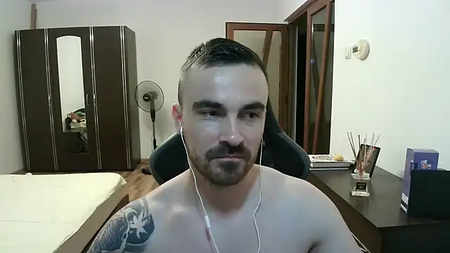 Snapshot of mu5clemania2 chatting on June 2026 08:35:02 PM mu5clemania2 online show from June 2026 08:35:02 PM
