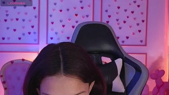 ailen t online show from October 2025 02:31:01 AM