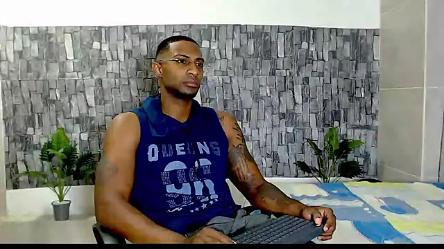 Snapshot of Joseephjackson chatting on March 2025 02:13:02 PM Joseephjackson online show from March 2025 02:13:02 PM
