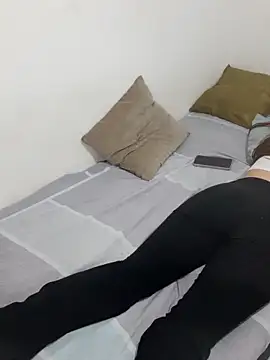 Snapshot of Tripisv chatting on December 2024 04:39:01 AM Tripisv online show from December 2024 04:39:01 AM