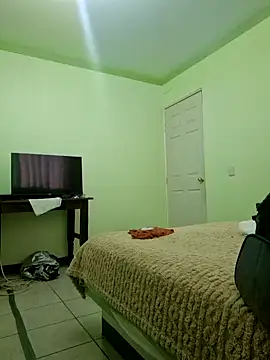 Snapshot of Piter1022 chatting on October 2025 10:29:02 PM Piter1022 online show from October 2025 10:29:02 PM