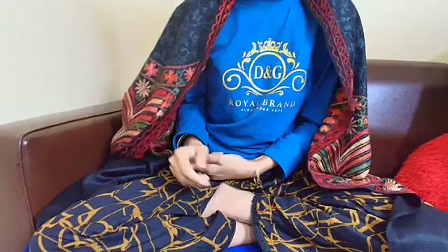 Srabontii online show from November 2025 08:44:01 PM