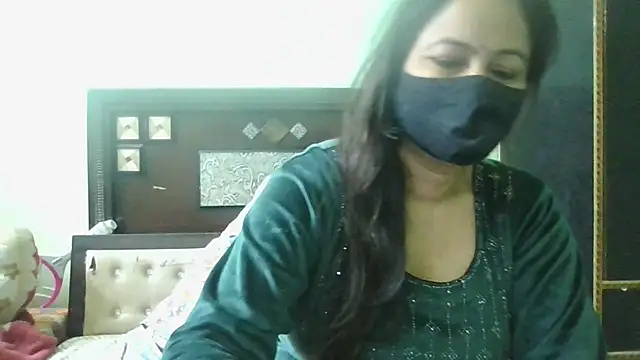 couplesuni online show from December 2024 03:47:02 AM