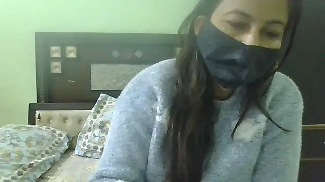 couplesuni online show from December 2024 04:03:02 AM