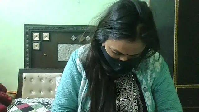 couplesuni online show from December 2024 04:42:02 AM