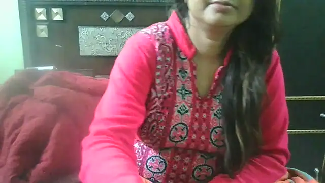 couplesuni online show from January 2025 11:01:01 AM