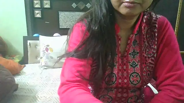 couplesuni online show from February 2025 03:44:02 AM