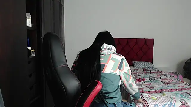 Snapshot of kayla_k18 chatting on February 2025 08:41:01 PM kayla k18 online show from February 2025 08:41:01 PM