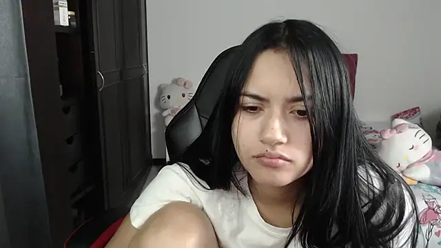 Snapshot of kayla_k18 chatting on February 2025 04:16:02 AM kayla k18 online show from February 2025 04:16:02 AM