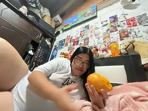 dafne19  online show from April 2026 04:15:01 AM