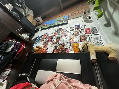 dafne19  online show from April 2026 04:49:02 AM