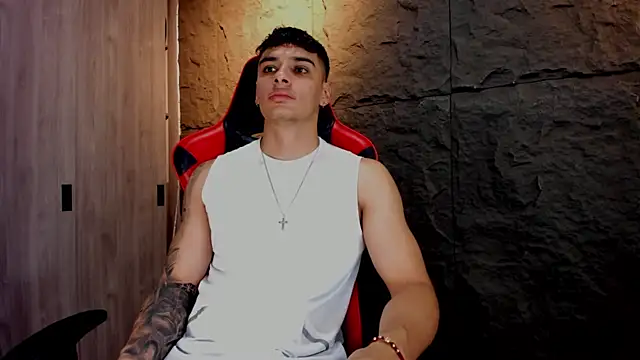 Snapshot of joseph_boy chatting on October 2025 11:21:02 AM joseph boy online show from October 2025 11:21:02 AM