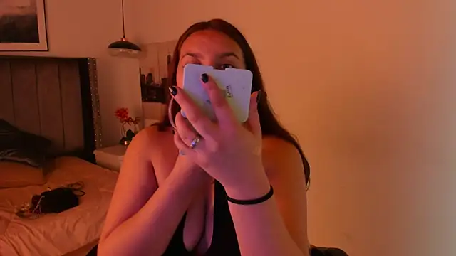 Alaia Cute online show from December 2024 01:10:02 AM