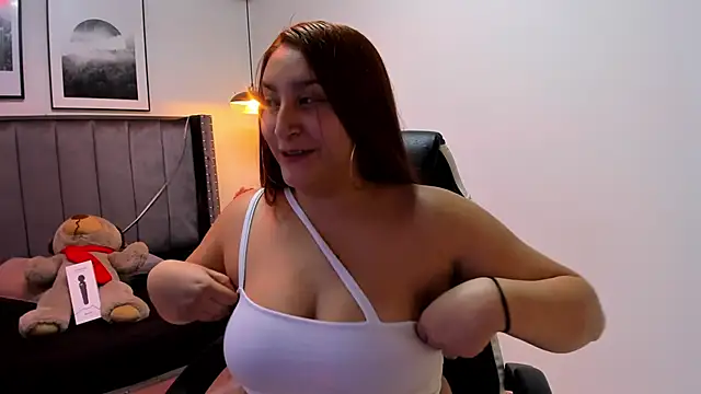 Alaia Cute online show from January 2025 03:15:02 AM