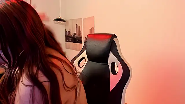 Alaia Cute online show from February 2025 02:53:01 AM