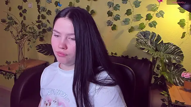 Snapshot of MaryAriel chatting on March 2025 03:56:02 AM MaryAriel online show from March 2025 03:56:02 AM