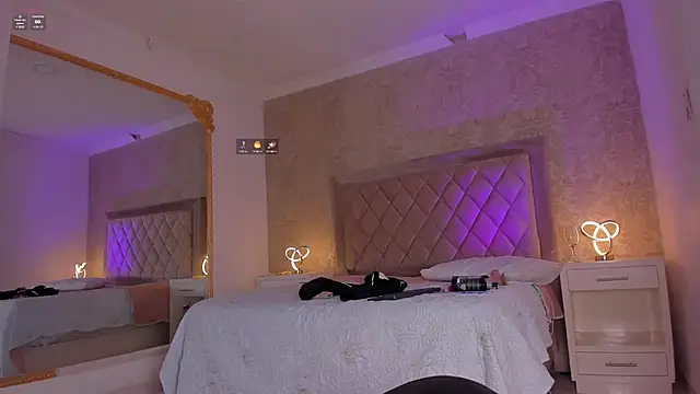 LiaFlowers online show from January 2025 02:41:01 AM