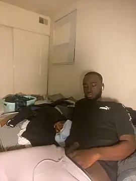 Snapshot of abdoul- chatting on December 2024 02:53:01 AM abdoul- online show from December 2024 02:53:01 AM