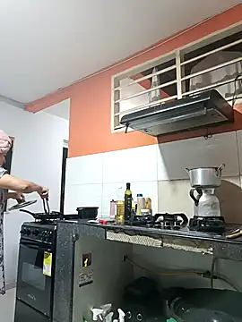 Snapshot of katysquirtdirty chatting on October 2025 11:36:02 PM katysquirtdirty online show from October 2025 11:36:02 PM