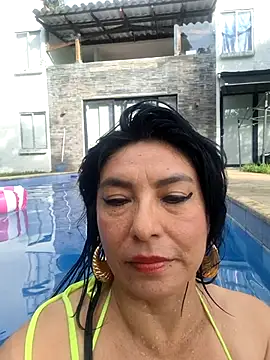 Snapshot of katysquirtdirty chatting on November 2025 08:55:01 PM katysquirtdirty online show from November 2025 08:55:01 PM